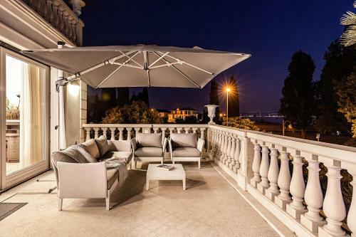 Apartamento Luxury Lake-front Catullo