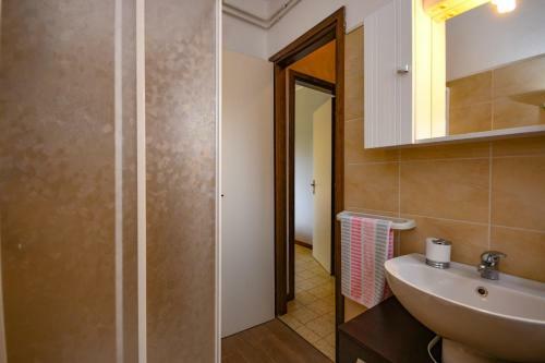 Sirmione Punta Gro Beach Apartment