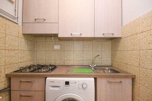 Sirmione Punta Gro Beach Apartment