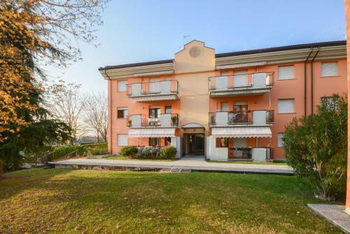Apartamento Casa Vacanze Con Ampia Piscina"lago E Terme"