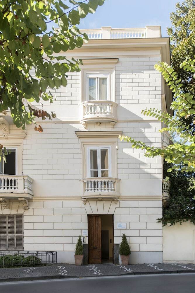Agora Apartments