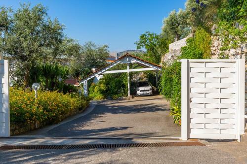Villa Sorrento Flats