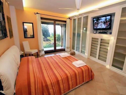 Sorrento Villa Sleeps 7 Pool Wifi