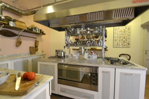 Spoleto Villa Sleeps 31 Pool Air Con Wifi