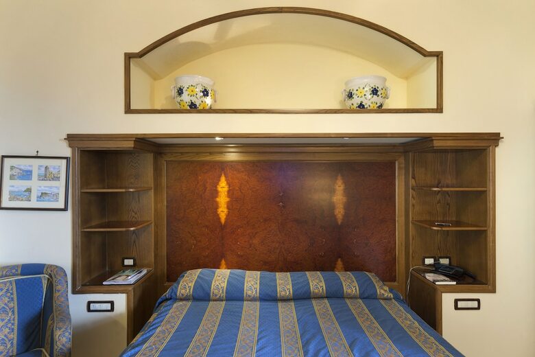 Hotel La Tonnarella