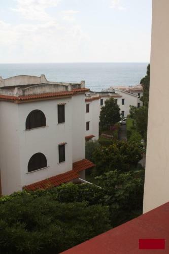Apartment On The Beach In A Pine Park