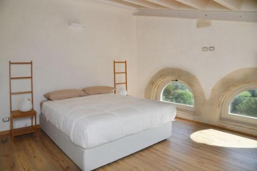 Scicli Villa Sleeps 16 Pool Air Con Wifi