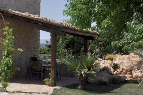 Scicli Villa Sleeps 4 Pool Wifi