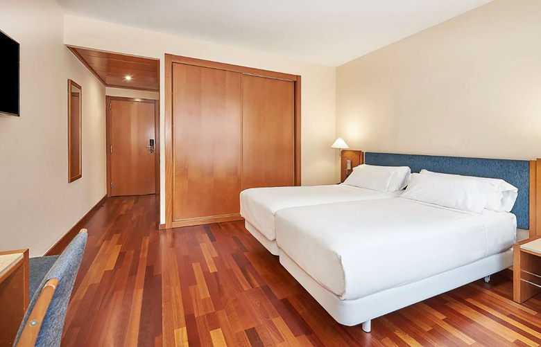 Hotel Sercotel Cornell� Barcelona