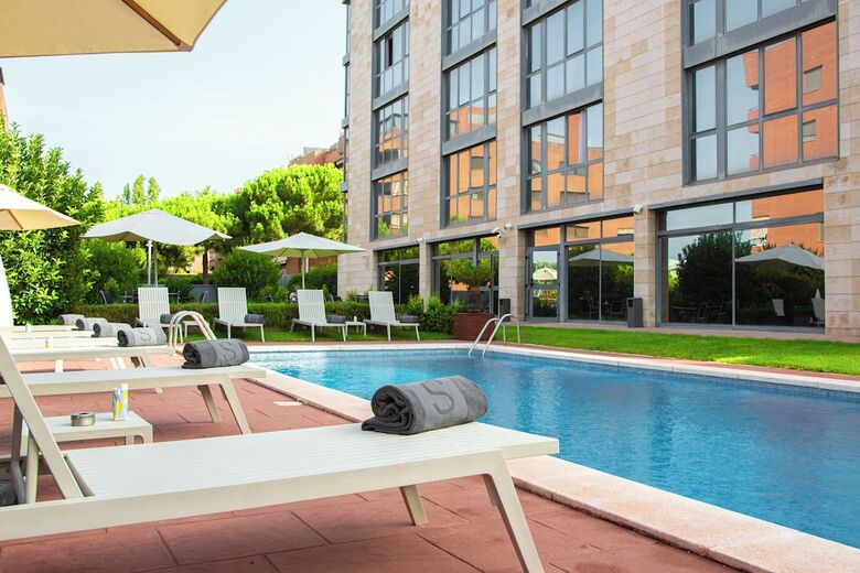 Hotel Sercotel Cornell� Barcelona