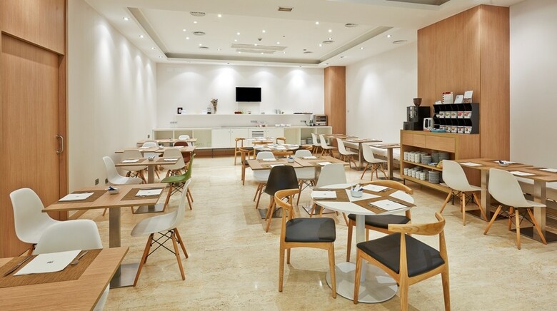 Hotel NH Bilbao Deusto