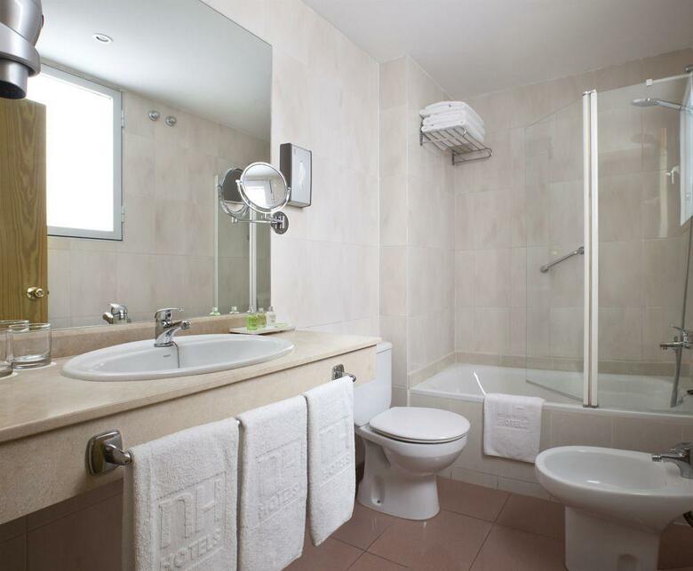 Hotel NH Las Palmas Playa Las Canteras