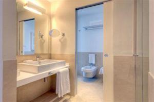 Life Hotel