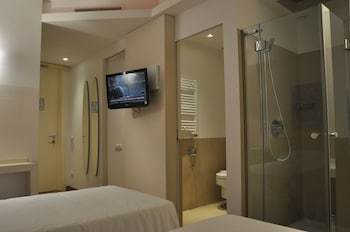 Life Hotel