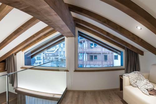 Hotel Arya Alpine Lodge