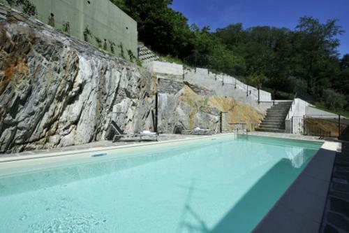 San Siro Apartment Sleeps 4 Pool Air Con