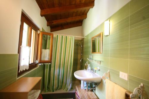 Castel Cottage