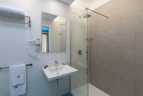 Hostal Isule Rooms & Breakfast