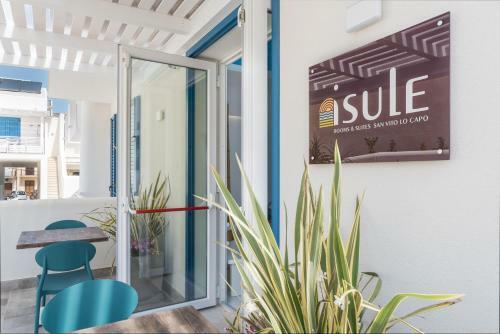 Hostal Isule Rooms & Breakfast