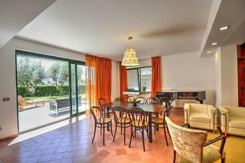 Sant'agata Sui Due Golfi Villa Sleeps 24 Pool Wifi