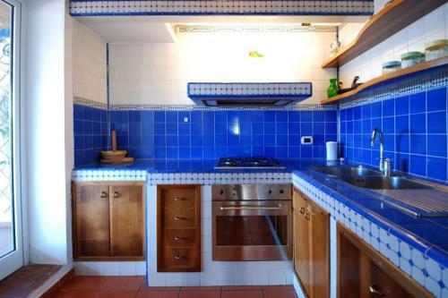 Sant'agata Sui Due Golfi Apartment Sleeps 8 Pool