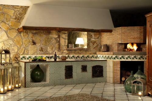 Priora Villa Sleeps 12 Pool Air Con Wifi