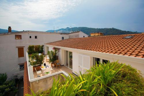 Apartamento Iommart House