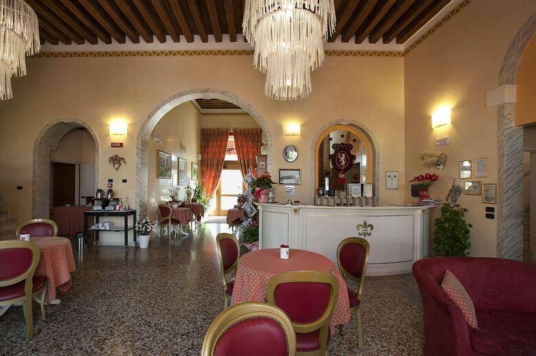 Hotel Albergo Antica Corte Marchesini