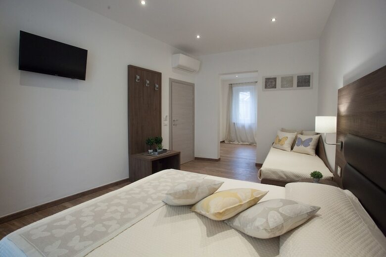 Hostal Magnifica Luxury Suites