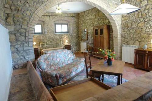 San Gimignano Apartment Sleeps 4 Pool Wifi