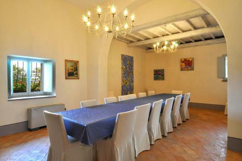 San Gimignano Villa Sleeps 14 Pool Wifi