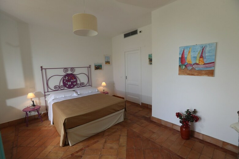 Hotel Borgo Rosso Di Sera Resort