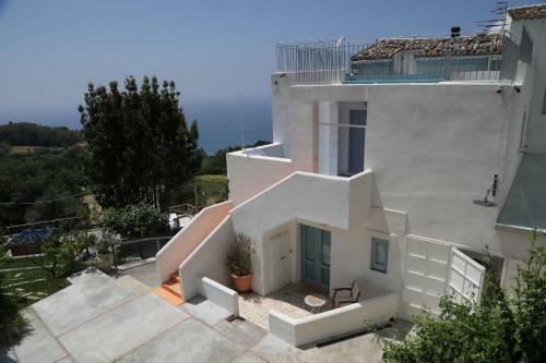 Hotel Borgo Rosso Di Sera Resort