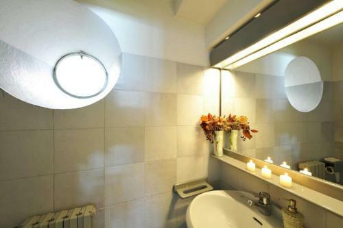 Sala Comacina Villa Sleeps 9