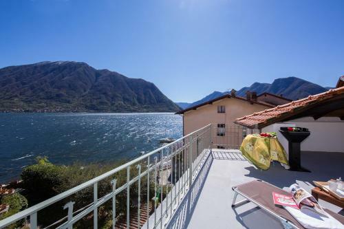 Colonno Villa Sleeps 8