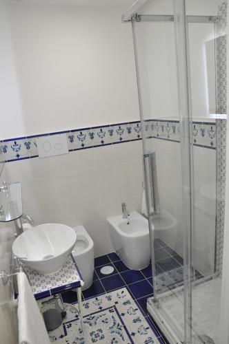 Hostal Salerno Costa D'amalfi Suite