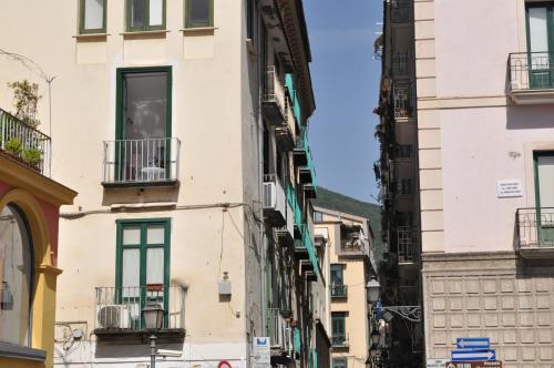 Hostal Salerno Costa D'amalfi Suite