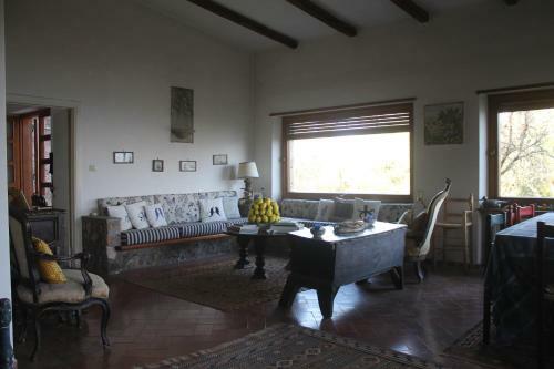 Tuscan Villa With Breathtaking Views