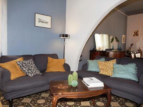 Al 28 B&B