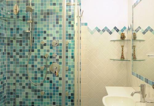 Positano Apartment Sleeps 8