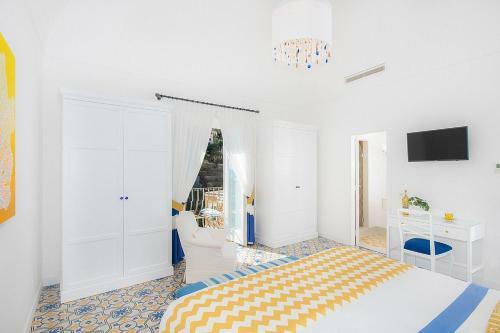 Positano Villa Sleeps 6 Air Con Wifi