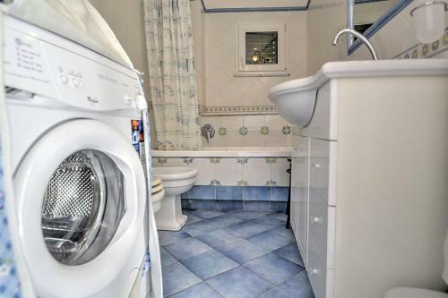 Positano Villa Sleeps 4 Air Con