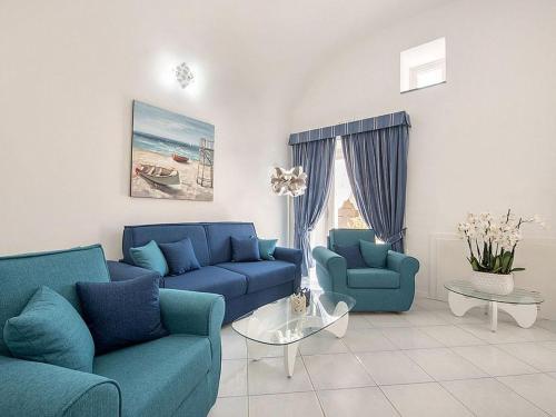 Positano Villa Sleeps 8 Pool Wifi