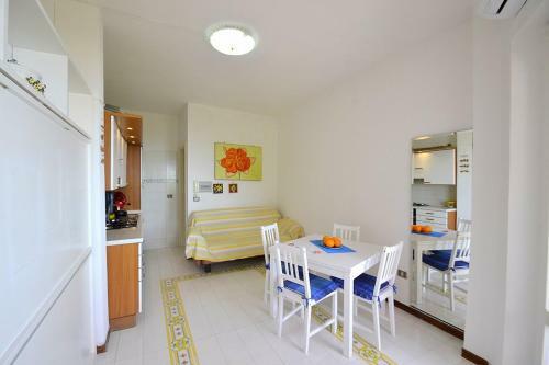 Positano Villa Sleeps 2 Pool Air Con Wifi