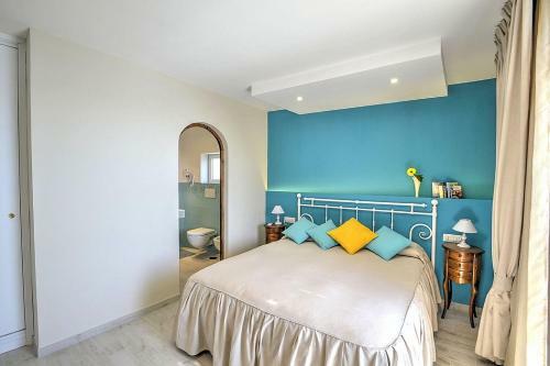 Positano Villa Sleeps 7 Air Con Wifi