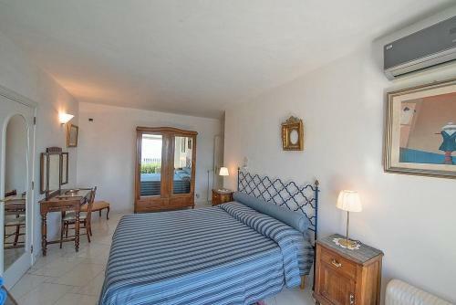 Praiano Villa Sleeps 8 Pool Air Con Wifi