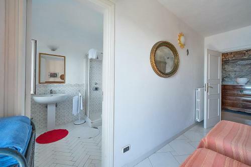 Praiano Villa Sleeps 8 Pool Air Con Wifi