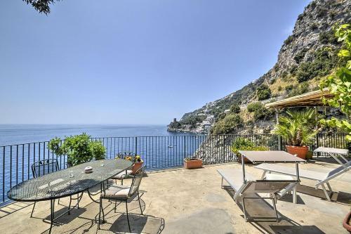 Praiano Villa Sleeps 8 Pool Air Con Wifi