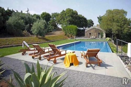 Catania Villa Sleeps 6 Pool Wifi