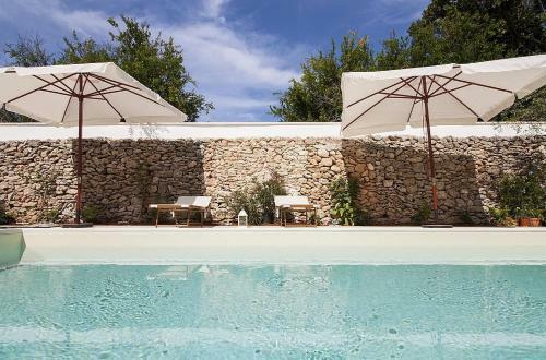 Racale Villa Sleeps 2 Pool Air Con Wifi